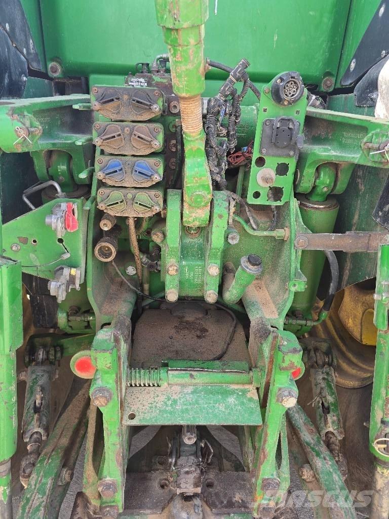 John Deere 8345 R Traktoriai