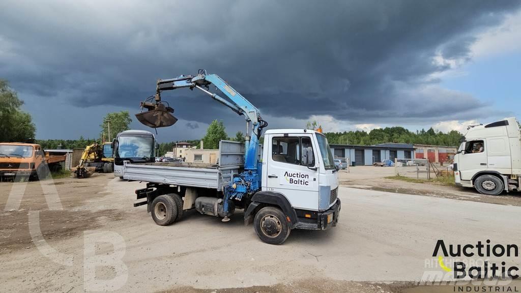 Mercedes-Benz 817 Savivarčių priekabų vilkikai