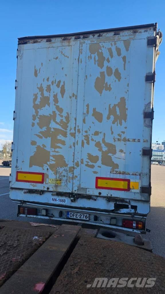 Reisch RSBS Puspriekabės su grindimis