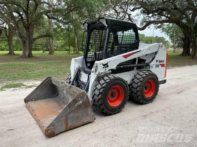 Bobcat S 550 Krautuvai su šoniniu pasukimu