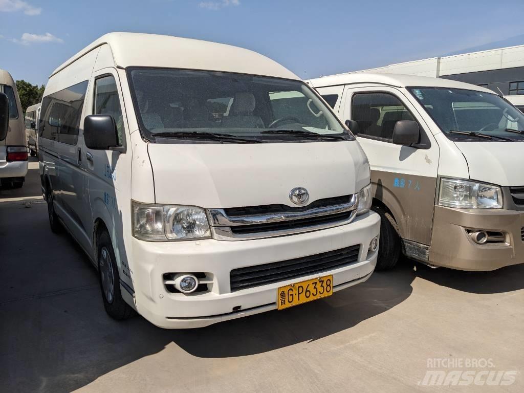 Toyota Hiace Tarpmiestiniai autobusai