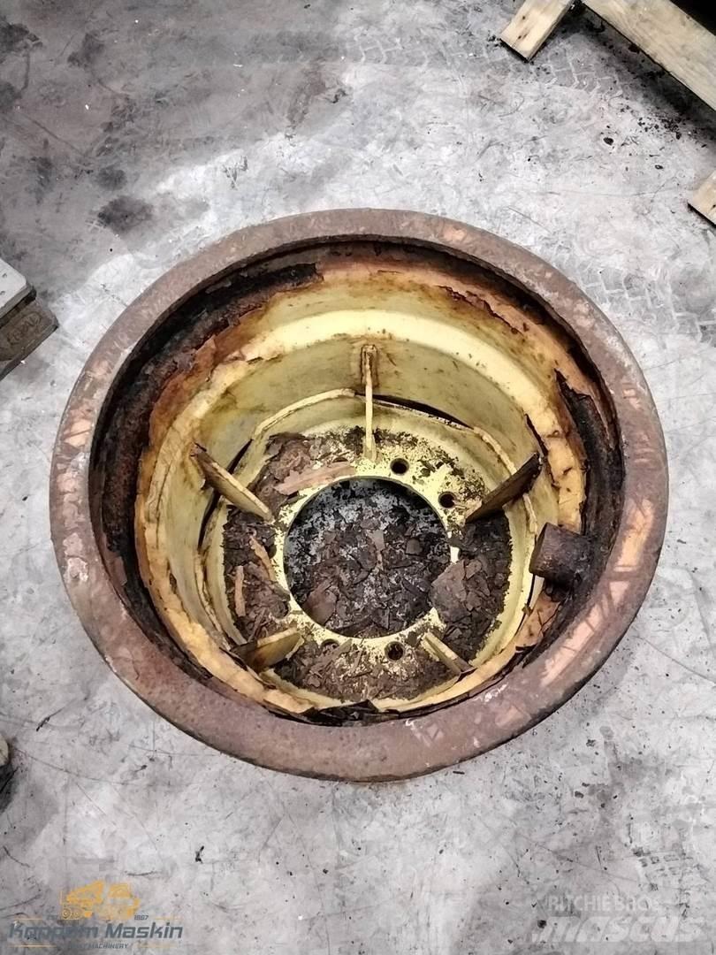 Ösa 250 20x26,5 Padangos, ratai ir ratlankiai