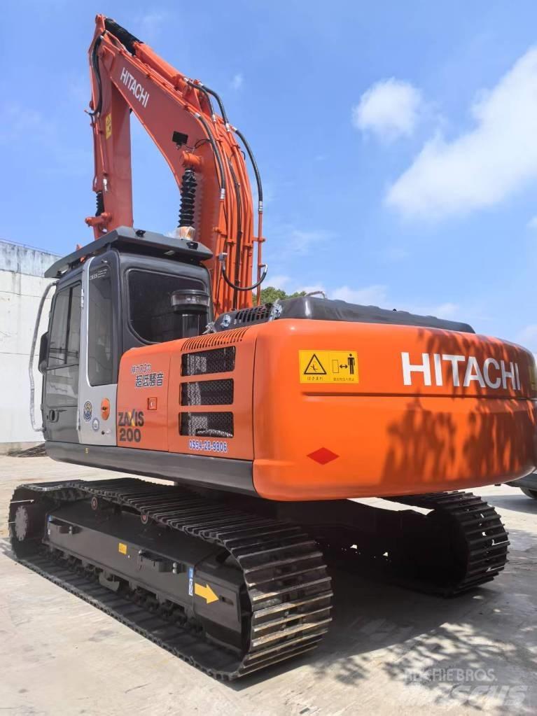 Hitachi ZX200 Vikšriniai ekskavatoriai