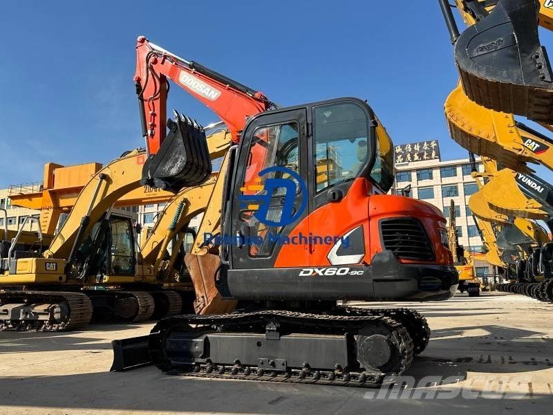 Doosan DX 60 Vikšriniai ekskavatoriai