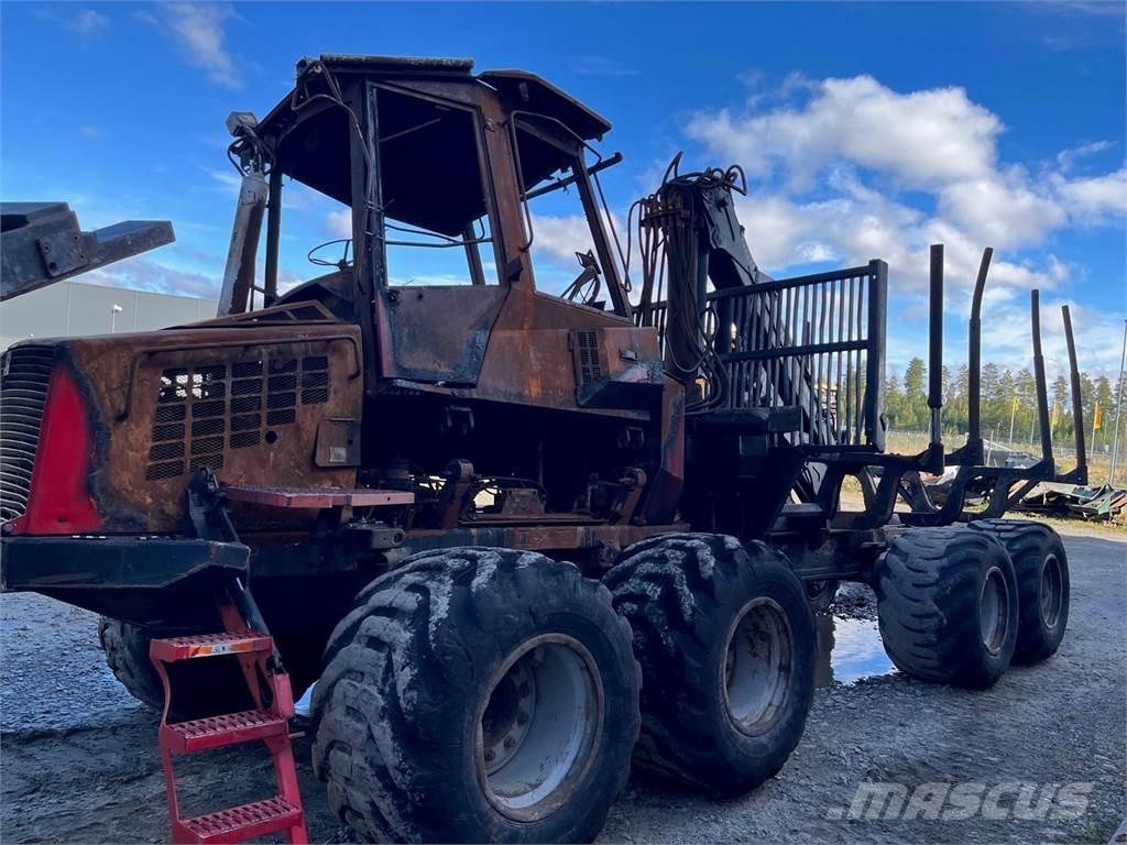 Komatsu 840TX Naudoti miškovežiai (Forvarderiai)