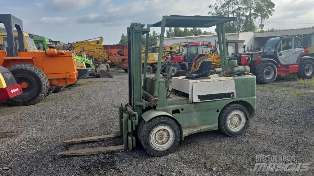 Perkins 4-203 Dyzeliniai krautuvai