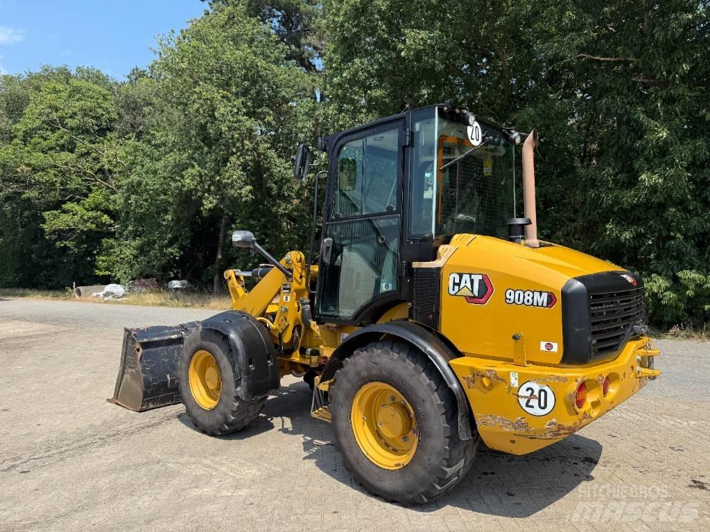 CAT 908 Naudoti ratiniai krautuvai
