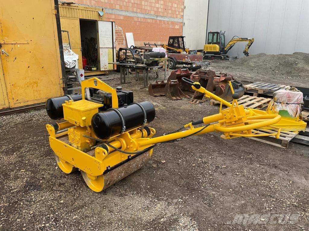 Bomag BW 65 S Porinių būgnų volai