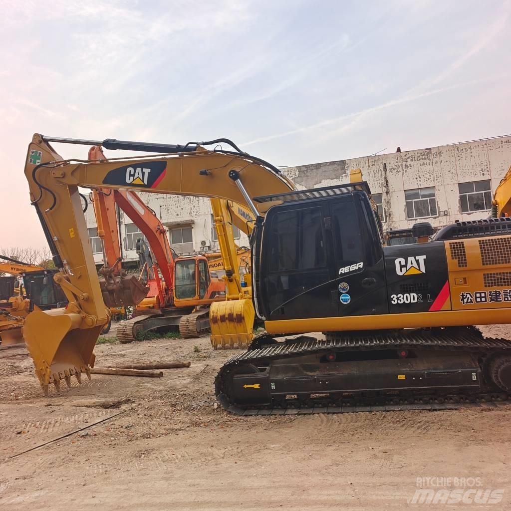 CAT 324 D2L Vikšriniai ekskavatoriai