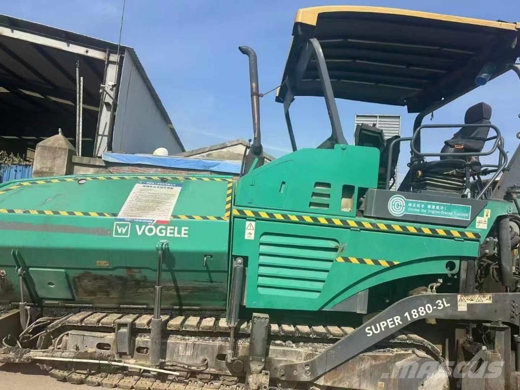 Vögele 1880-2l Asfalto klotuvai