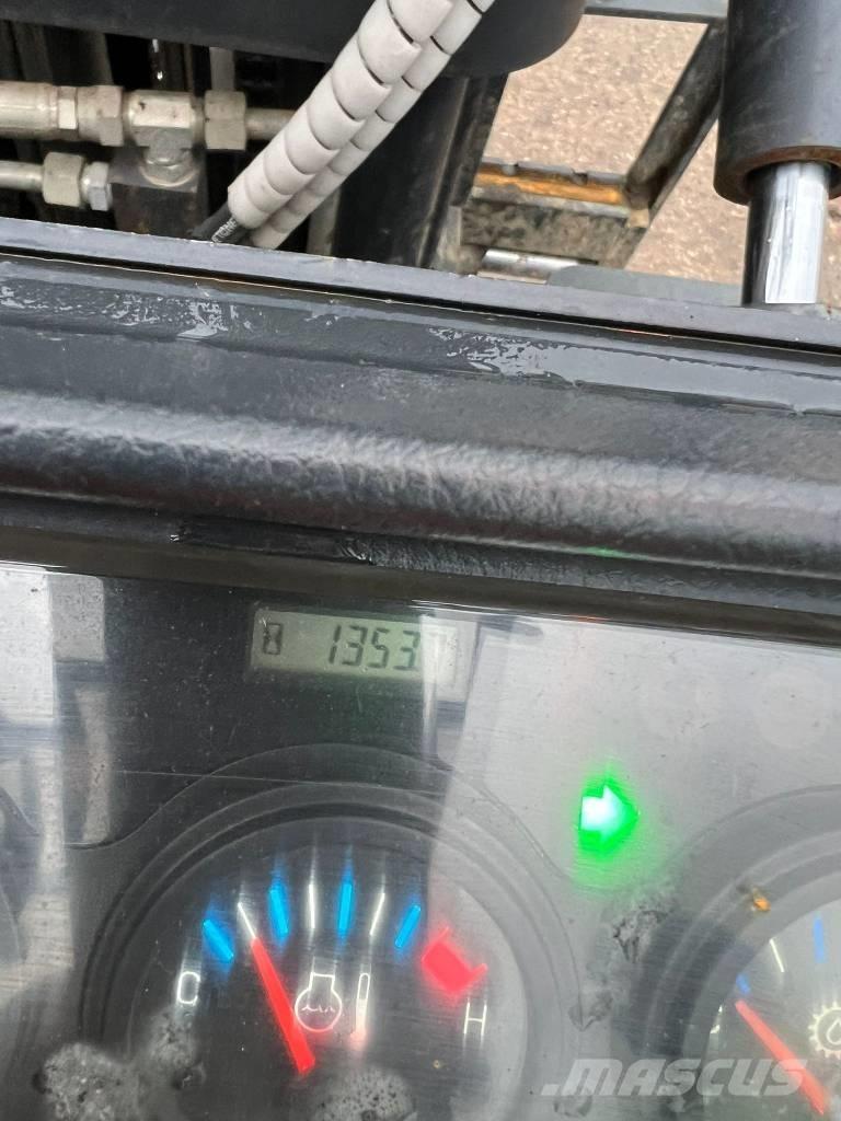 Doosan D 25 GP Dyzeliniai krautuvai