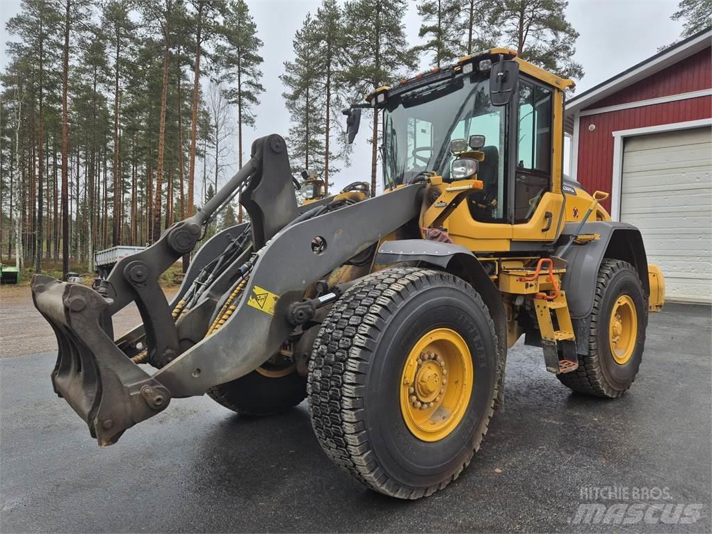 Volvo L70H Naudoti ratiniai krautuvai
