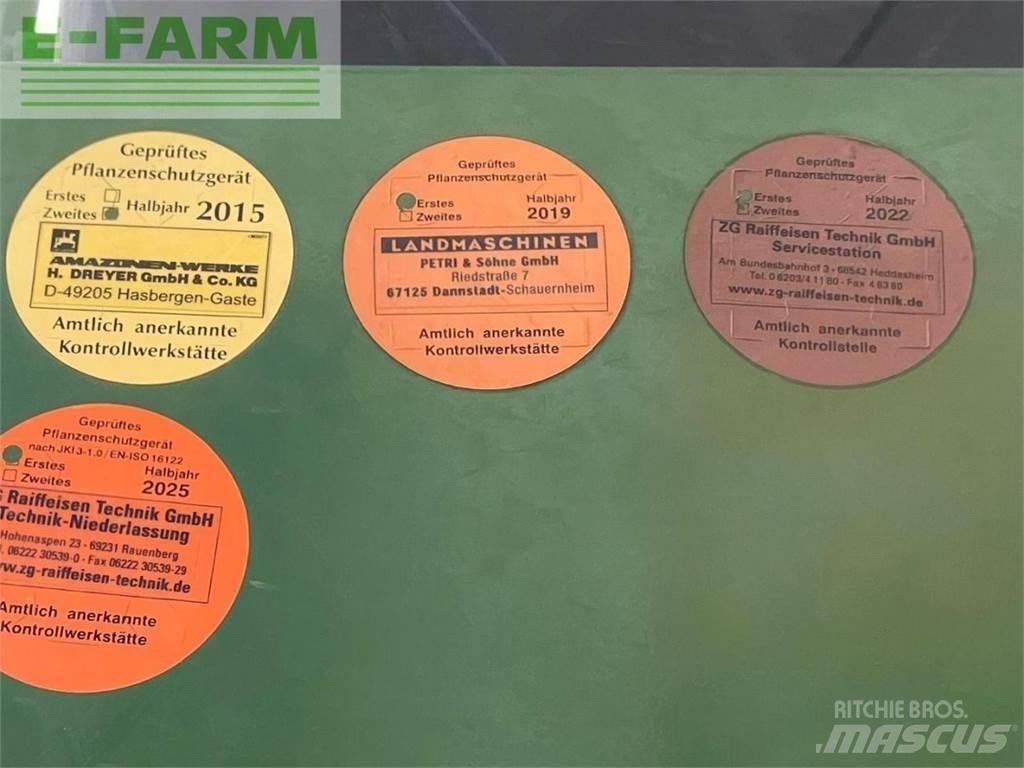 Amazone UX4200 Prikabinami purkštuvai