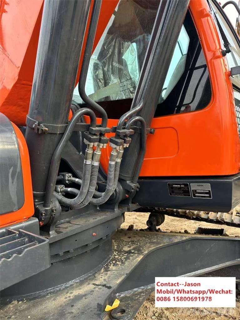 Doosan DX 225 LCA Vikšriniai ekskavatoriai
