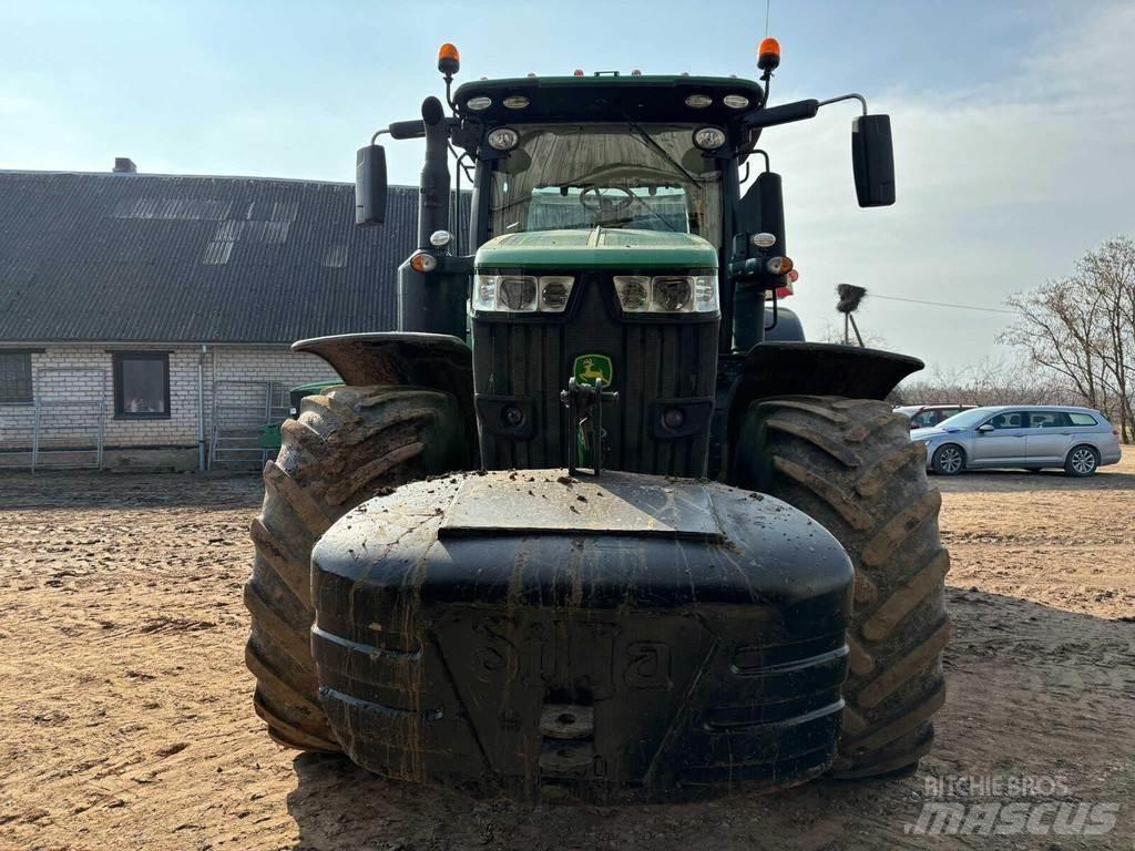 John Deere 7310R Traktoriai
