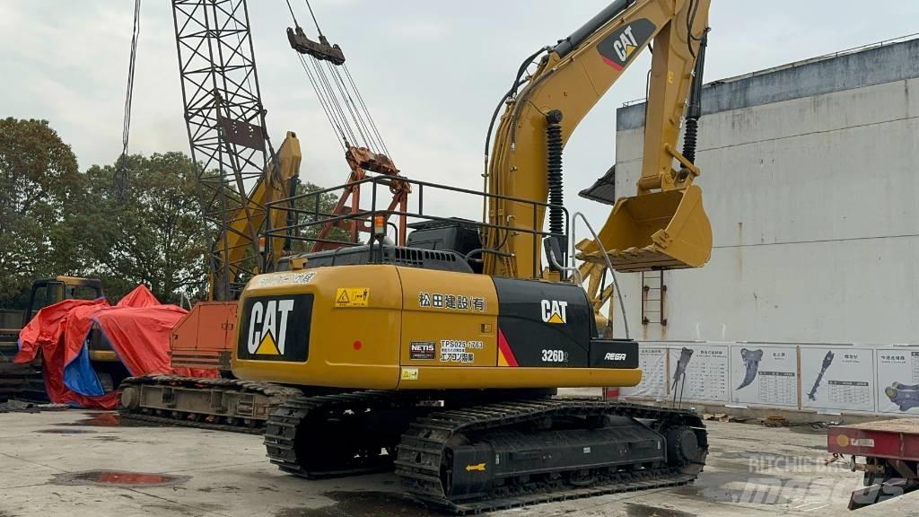 CAT 326D2 Vikšriniai ekskavatoriai