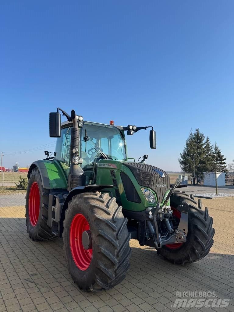 Fendt 724 Profi Traktoriai