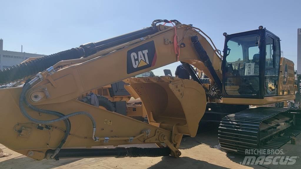 CAT 2018 CAT 320 Ratiniai ekskavatoriai