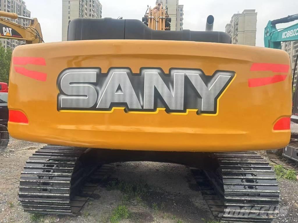 Sany 215c Vidutinės galios ekskavatoriai 7-12 t