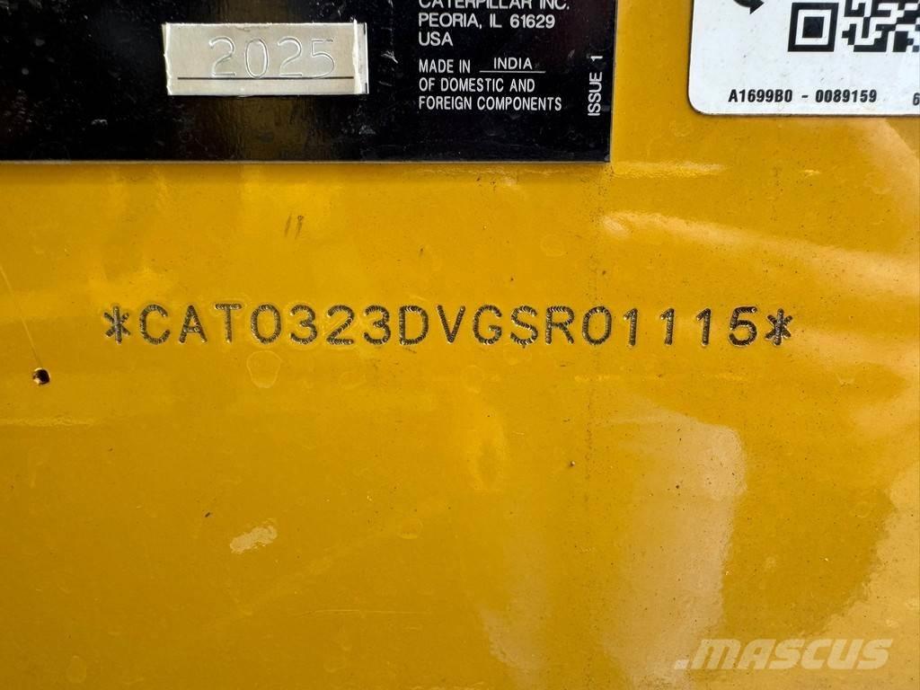 CAT 323D3 Vikšriniai ekskavatoriai