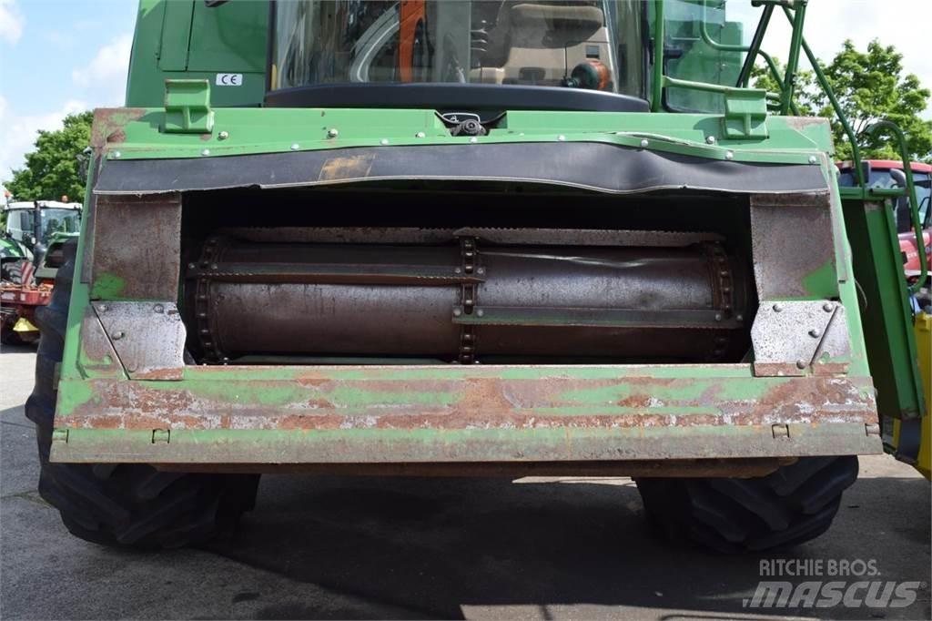 John Deere 2056 Derliaus nuėmimo kombainai