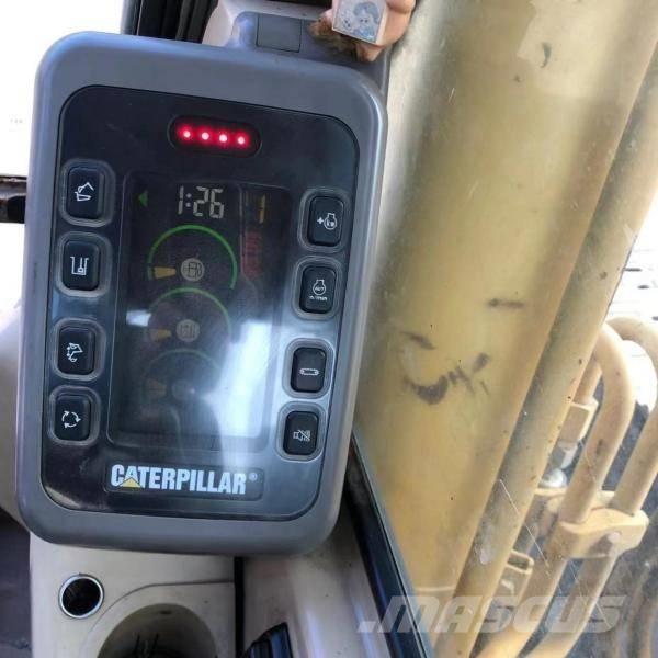 CAT 325 B L Vikšriniai ekskavatoriai