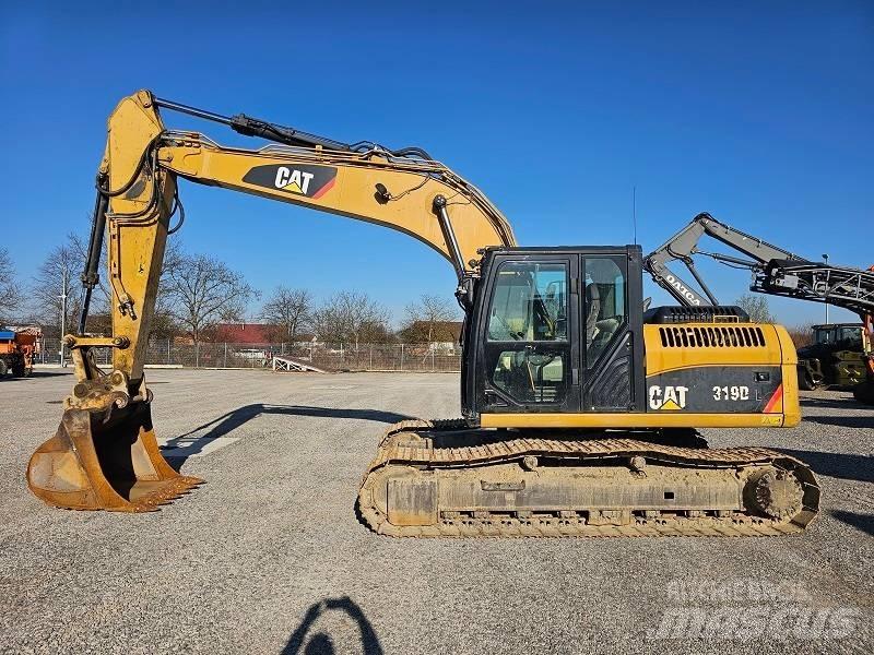 CAT 319 D L Vikšriniai ekskavatoriai