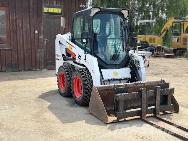 Bobcat S 450 Krautuvai su šoniniu pasukimu