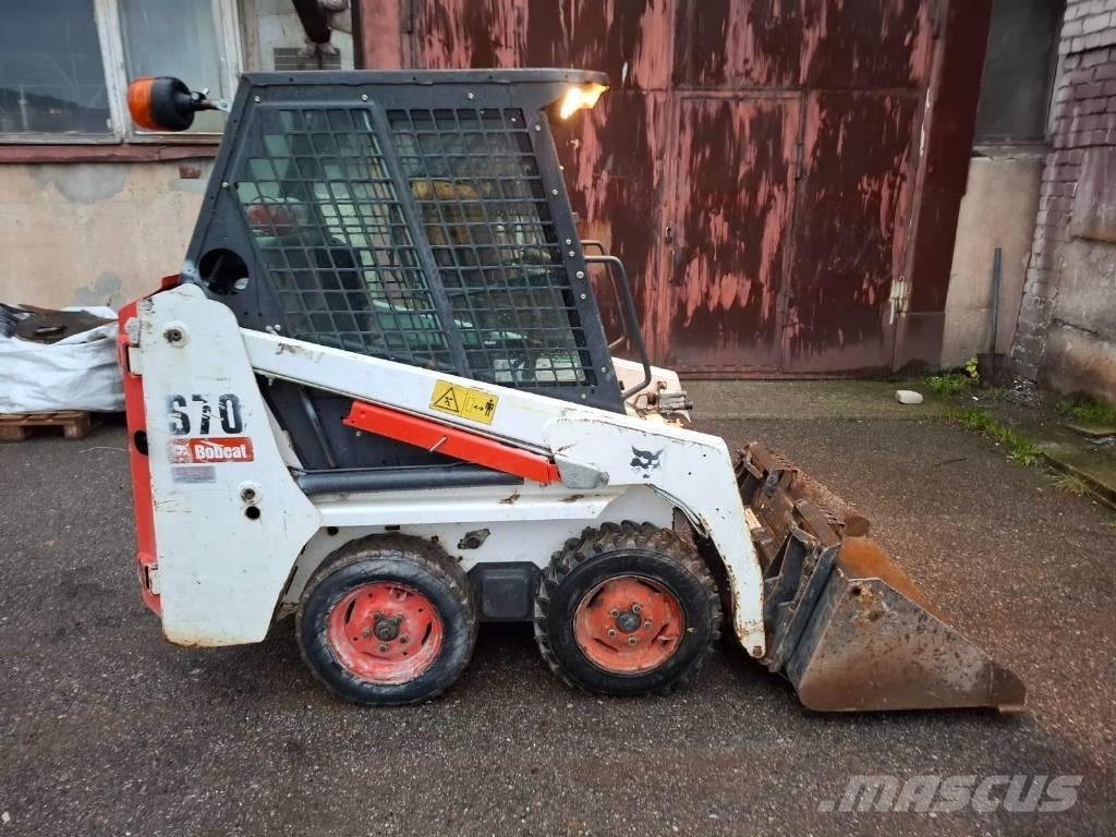 Bobcat S 70 Krautuvai su šoniniu pasukimu