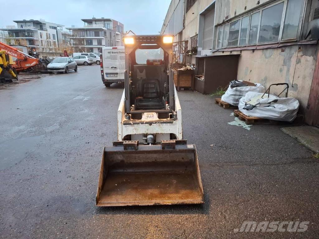 Bobcat S 70 Krautuvai su šoniniu pasukimu