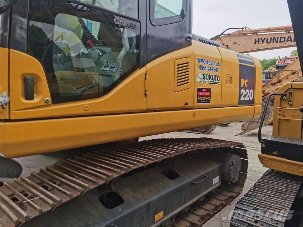 Komatsu PC220-7 Vikšriniai ekskavatoriai