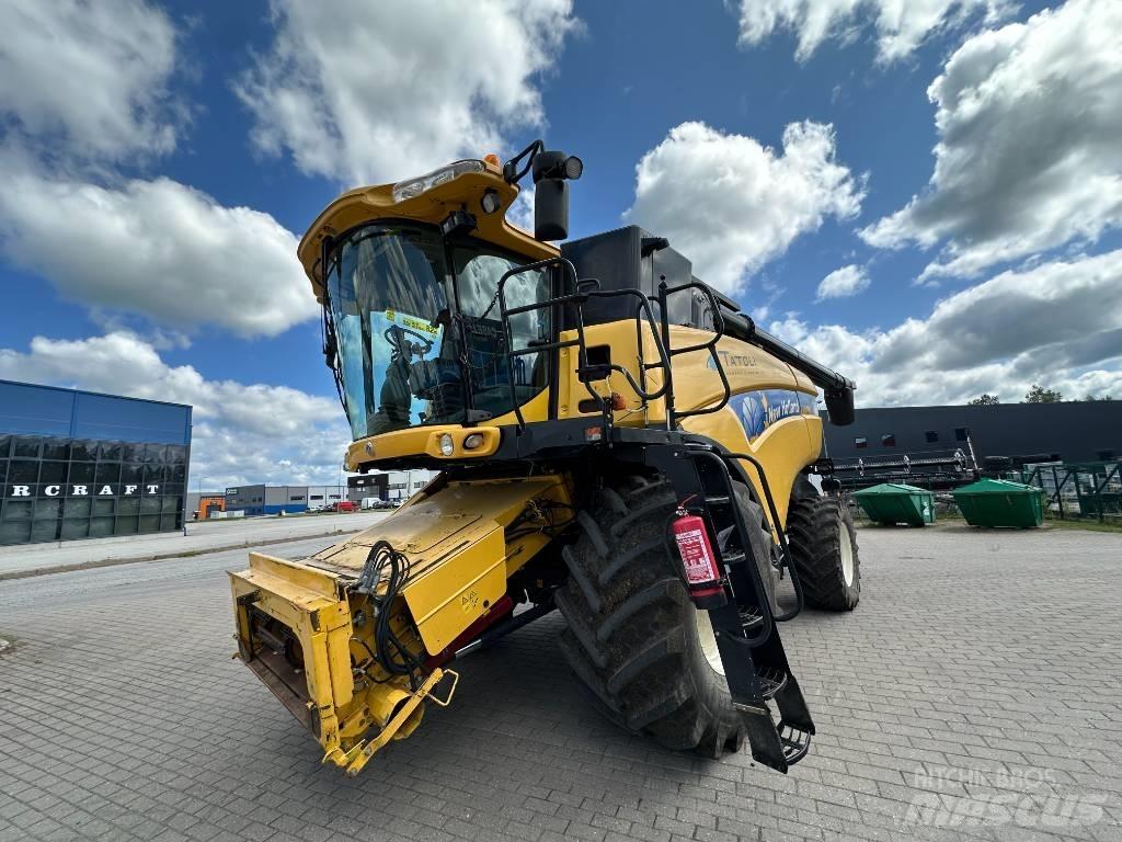 New Holland CX 8080 Derliaus nuėmimo kombainai