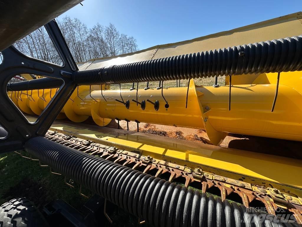 New Holland CX 8080 Derliaus nuėmimo kombainai