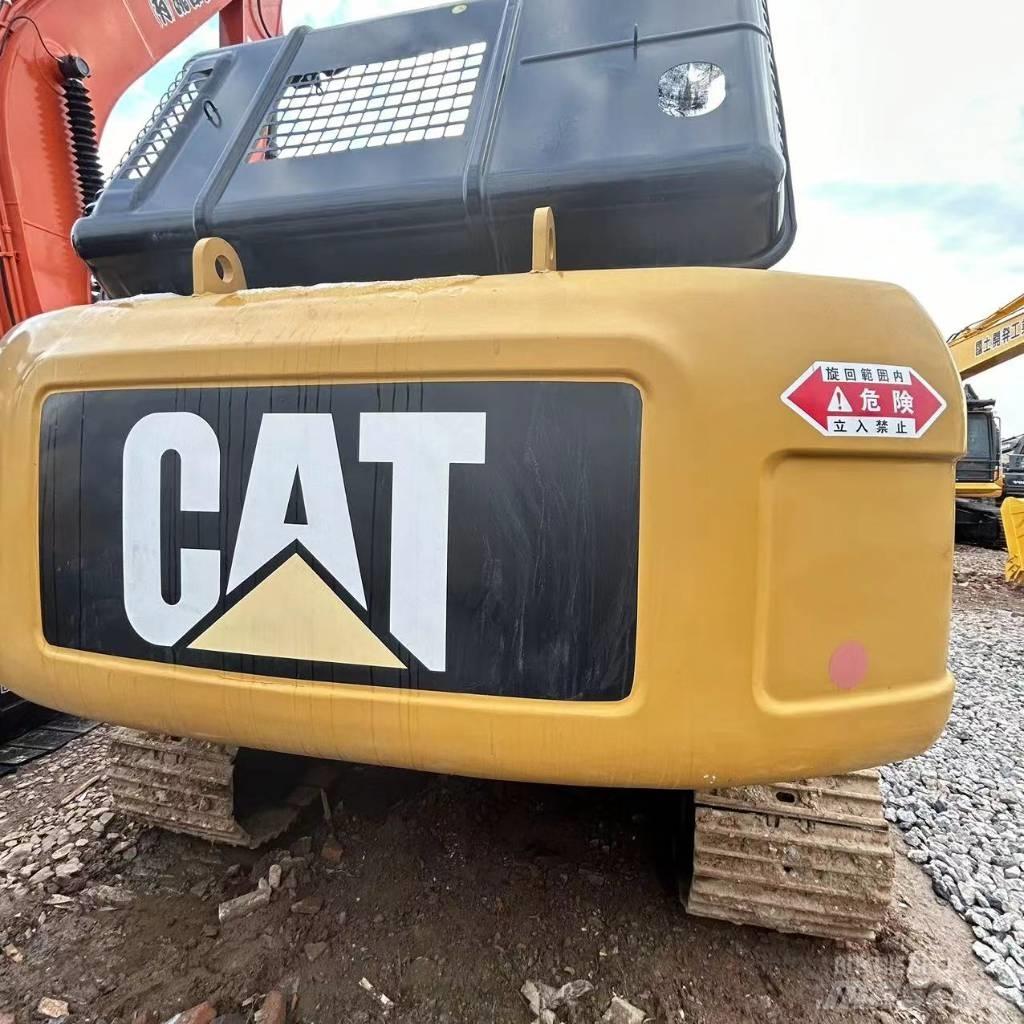 CAT 325 D Vikšriniai ekskavatoriai