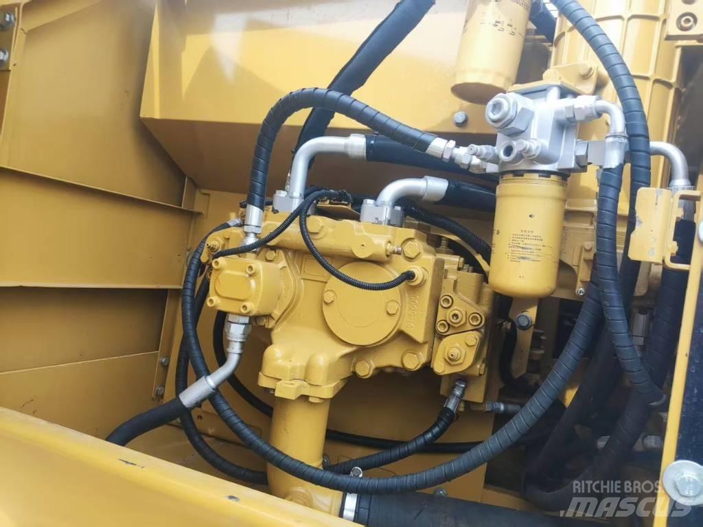 CAT 320 C Vikšriniai ekskavatoriai