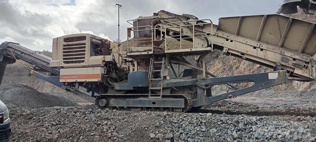 Metso LT200HP Mobilūs smulkintuvai