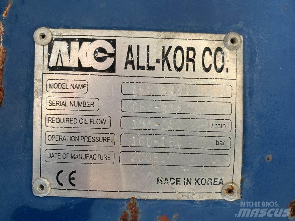  AKC AKB-S400 Hidrauliniai kūjai / Trupintuvai