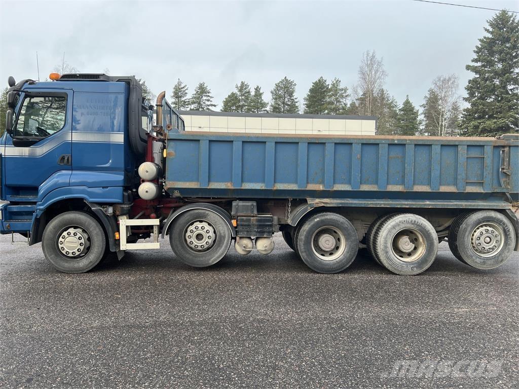 Sisu R500 10x4 Savivarčių priekabų vilkikai