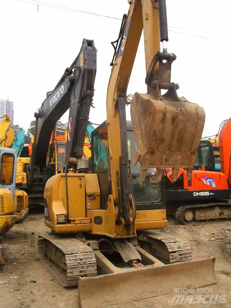 CAT 305.5 Vikšriniai ekskavatoriai