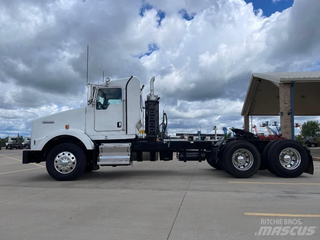Kenworth T 800 Naudoti vilkikai