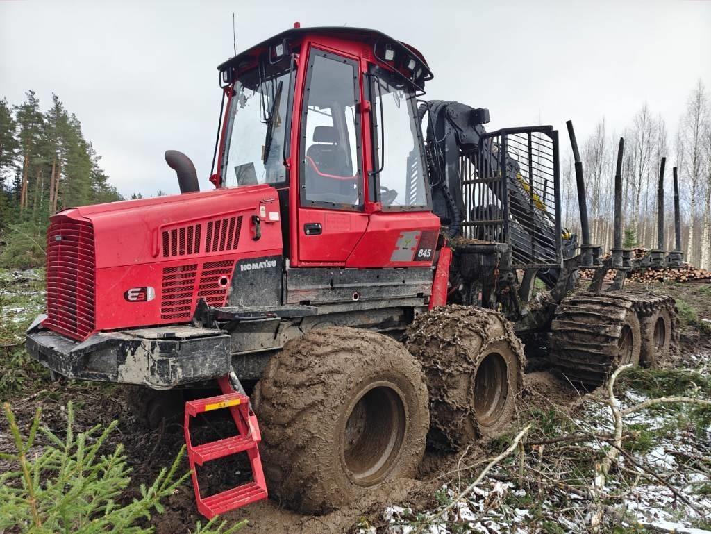 Komatsu 845 Naudoti miškovežiai (Forvarderiai)