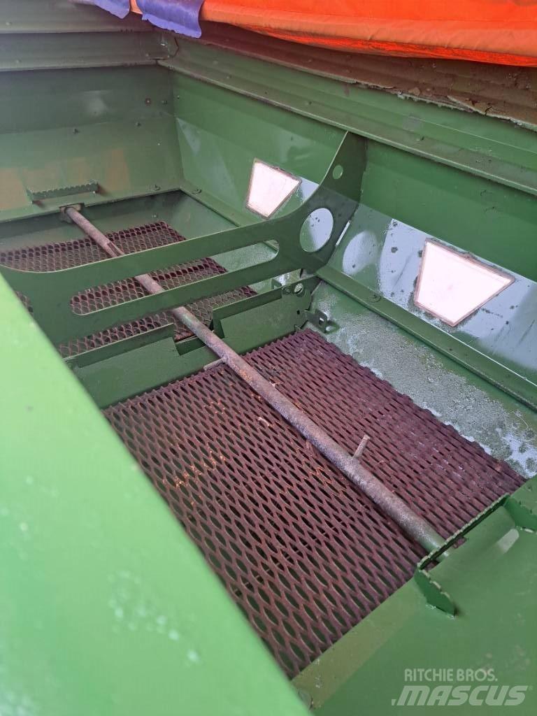 Amazone ZA-M 3000 Mineralinių trąšų barstytuvai