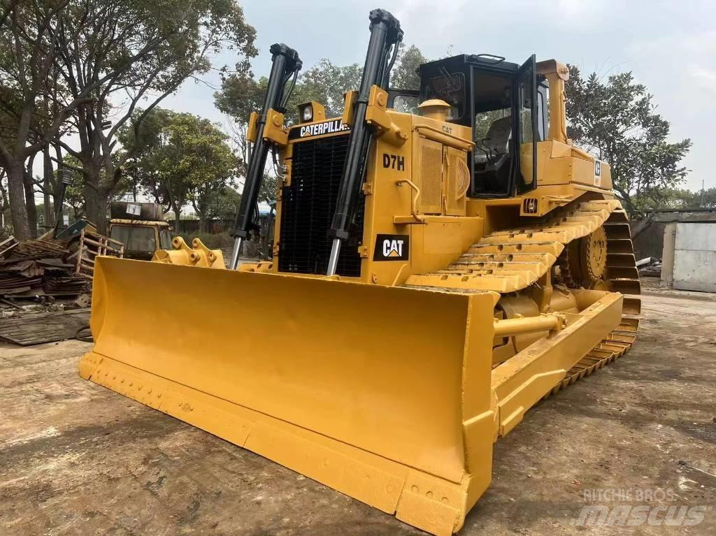 CAT D7H Vikšriniai buldozeriai