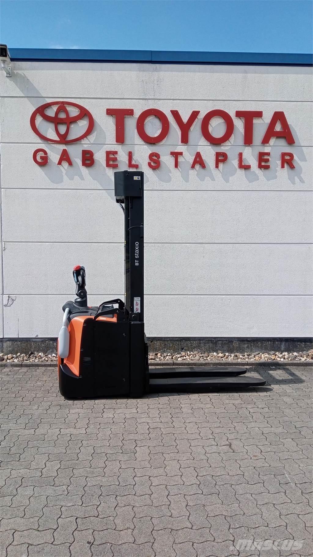 Toyota SWE160L Rankiniai vėžimėliai