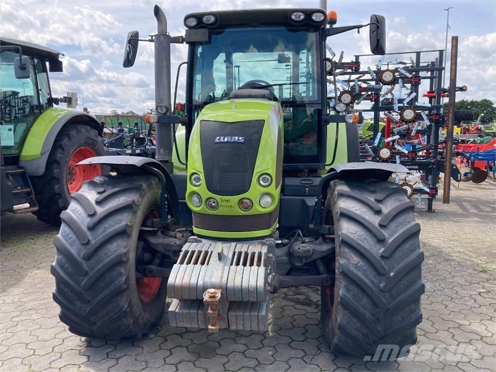 CLAAS Arion 640 Traktoriai