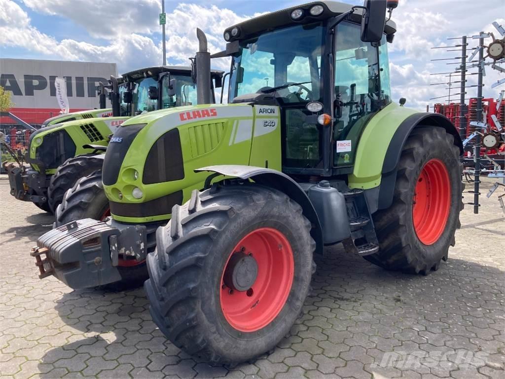 CLAAS Arion 640 Traktoriai