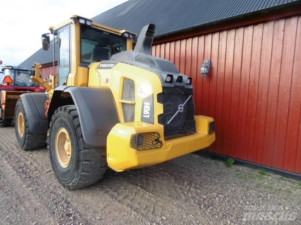 Volvo L 90 H Naudoti ratiniai krautuvai