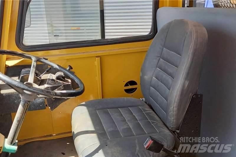Bell B20B Automobilinės cisternos
