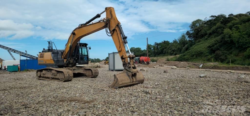 CASE CX 300D Vikšriniai ekskavatoriai