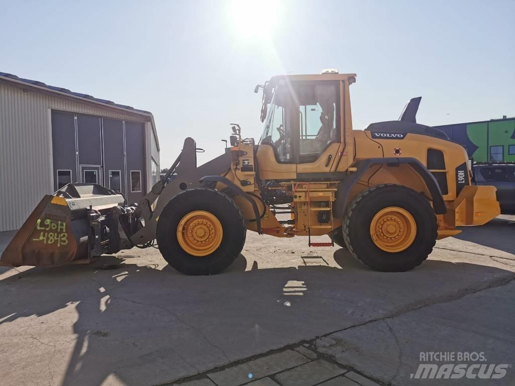 Volvo L 90 H Naudoti ratiniai krautuvai